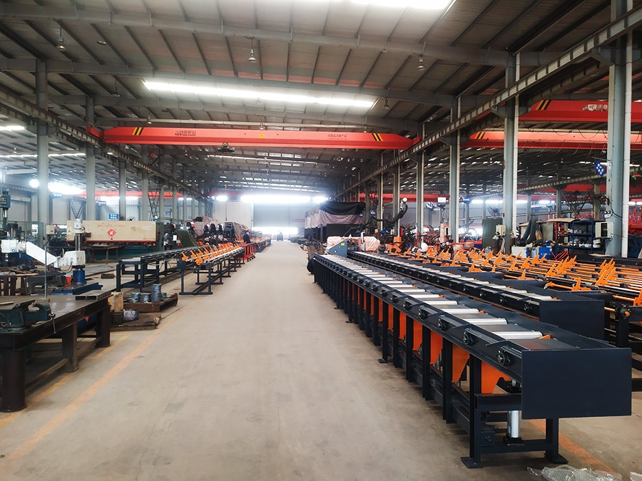 Sawing and threading production line